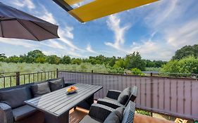Family Apartment Marea